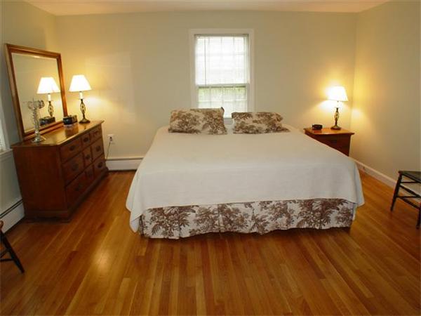 4 Wintergreen Circle Andover, MA 01810 - Photo 11 of 28