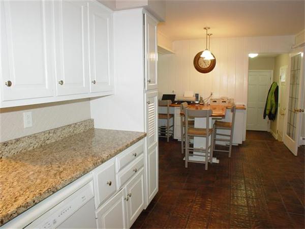 4 Wintergreen Circle Andover, MA 01810 - Photo 17 of 28