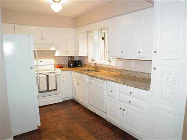 4 Wintergreen Circle Andover, MA 01810 - Photo 2 of 28