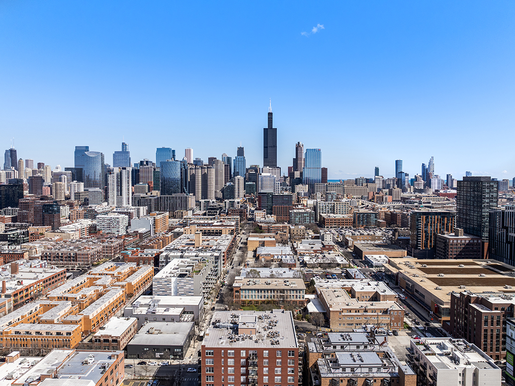 1132 West Adams Street, Unit 5W Chicago, IL 60607 - Photo 25 of 26 a view of a city