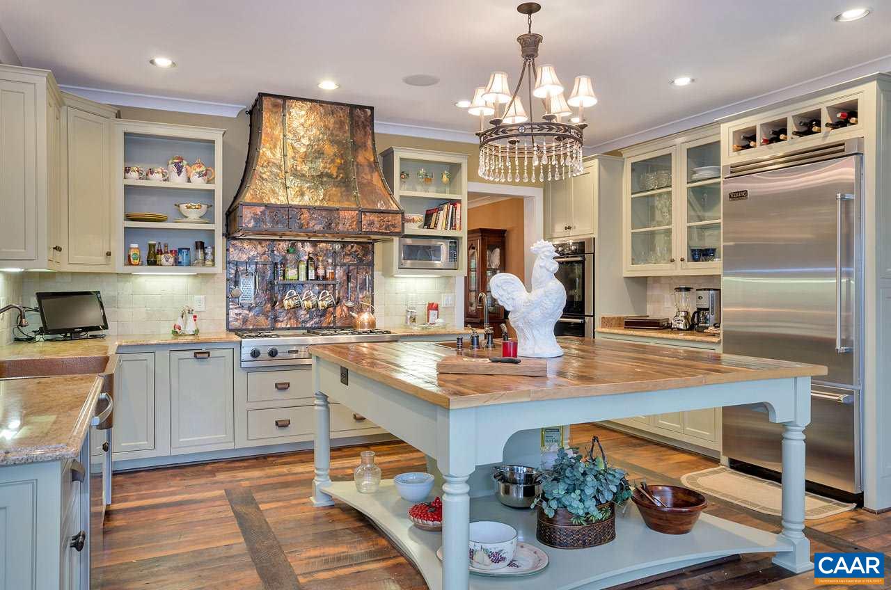 922 Rugby Road Charlottesville, VA 22903 - Photo 8 of 50 Gallery Image 8