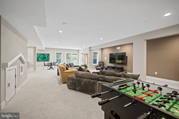 $2,995,000 | 7005 Richard Drive, Bethesda, MD 20817