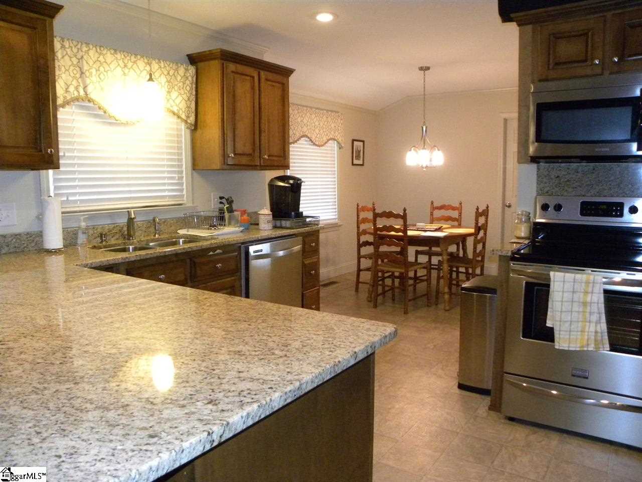 105 Brewton Court Anderson, SC 29621 - Photo 6 of 23 Gallery Image 6