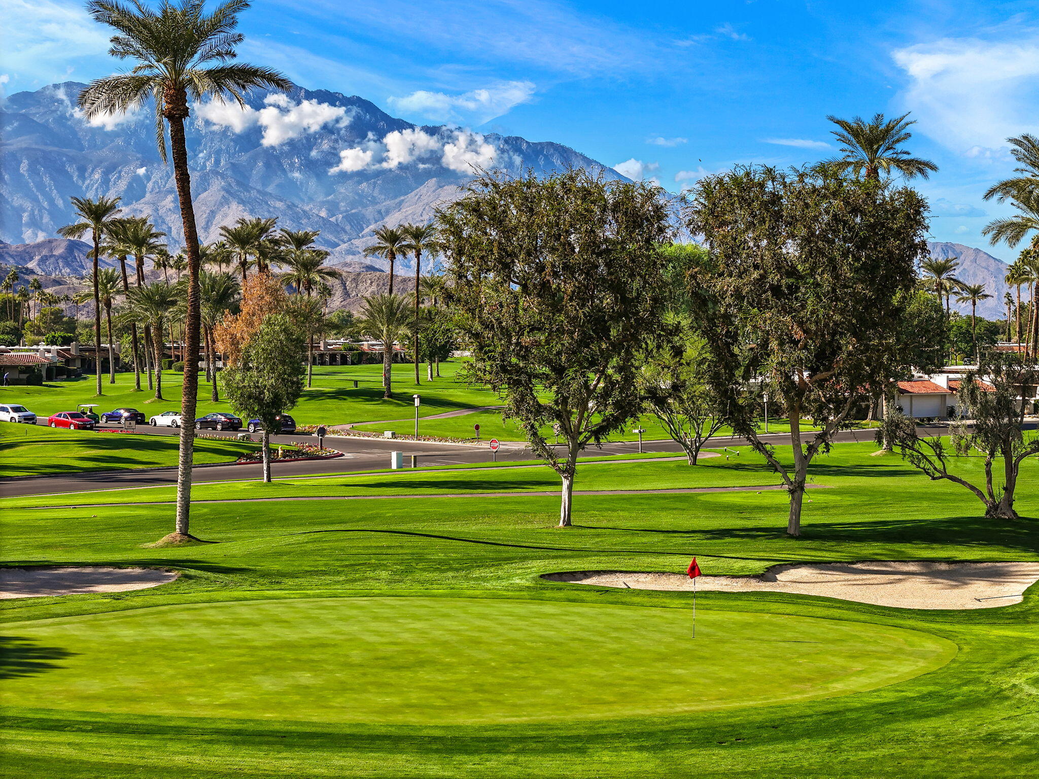 26 Stanford Drive Rancho Mirage, CA 92270 - Photo 34 of 39 a view of a big yard with a fountain