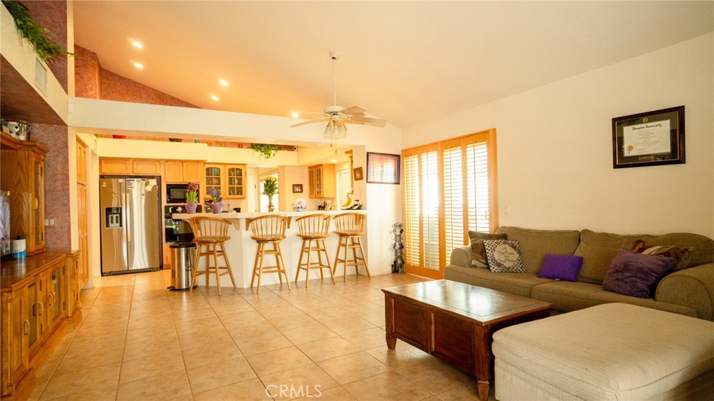 7149 Rockspring Lane Highland, CA 92346 - Photo 17 of 53