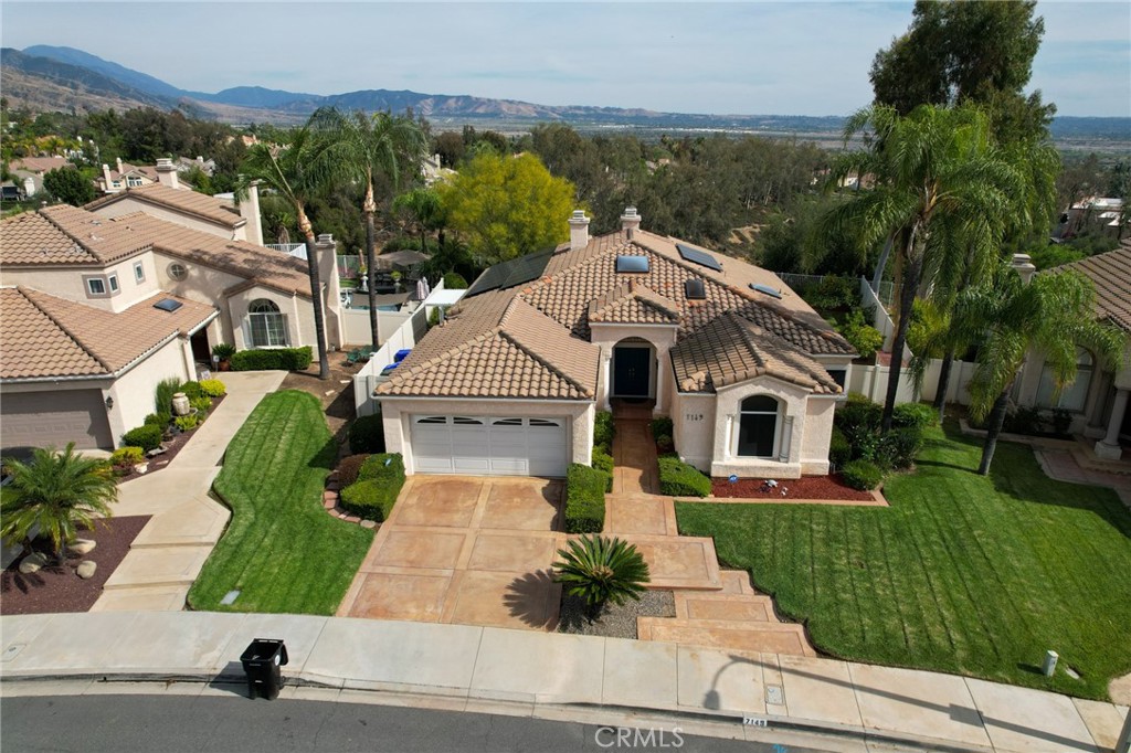 7149 Rockspring Lane Highland, CA 92346 - Photo 3 of 53