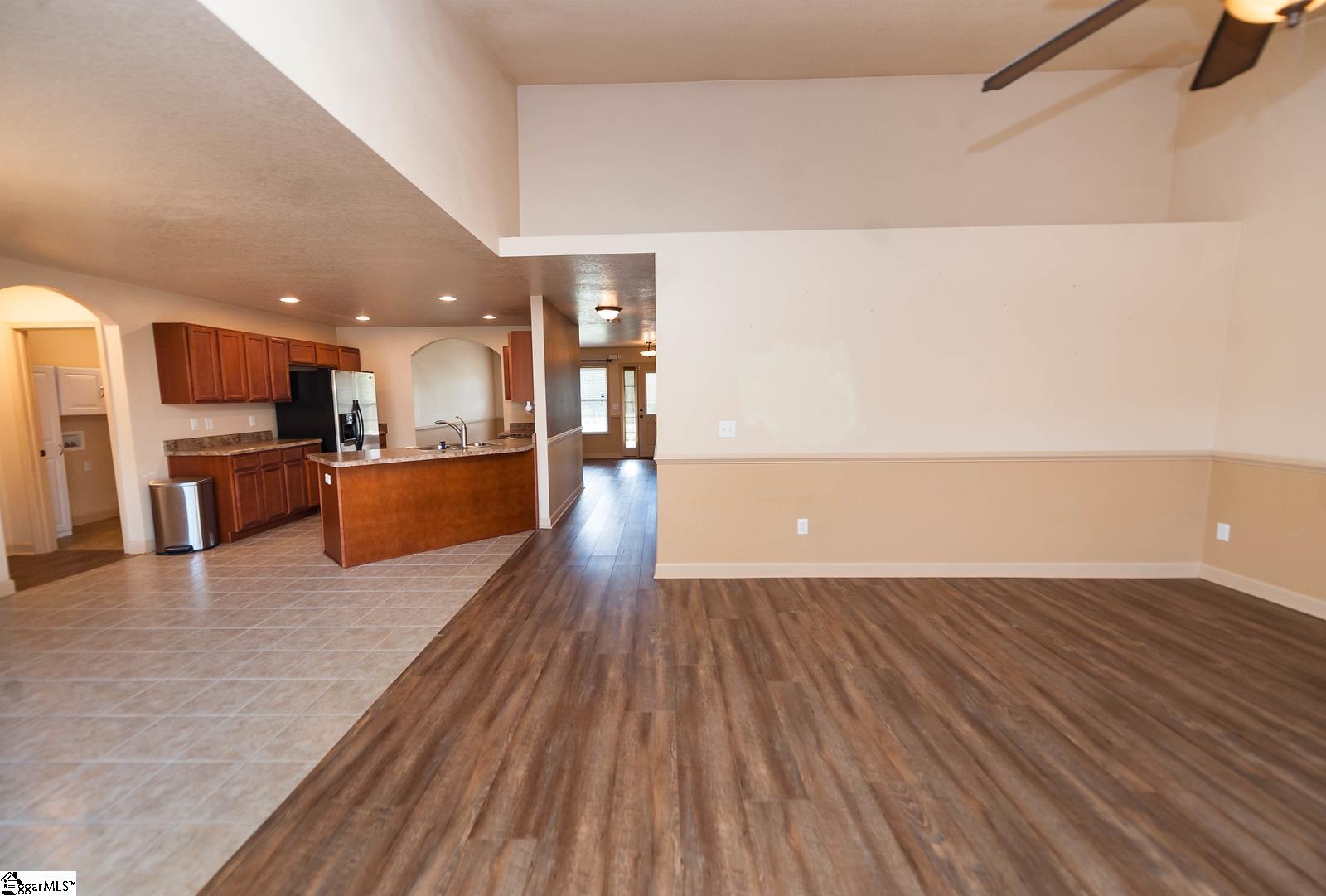 139 Dillard Road Duncan, SC 29334 - Photo 5 of 35 Gallery Image 5