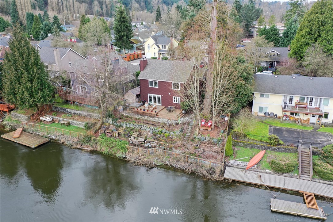 17414 113th Avenue Northeast Bothell, WA 98011 - Photo 16 of 28 Gallery Image 16