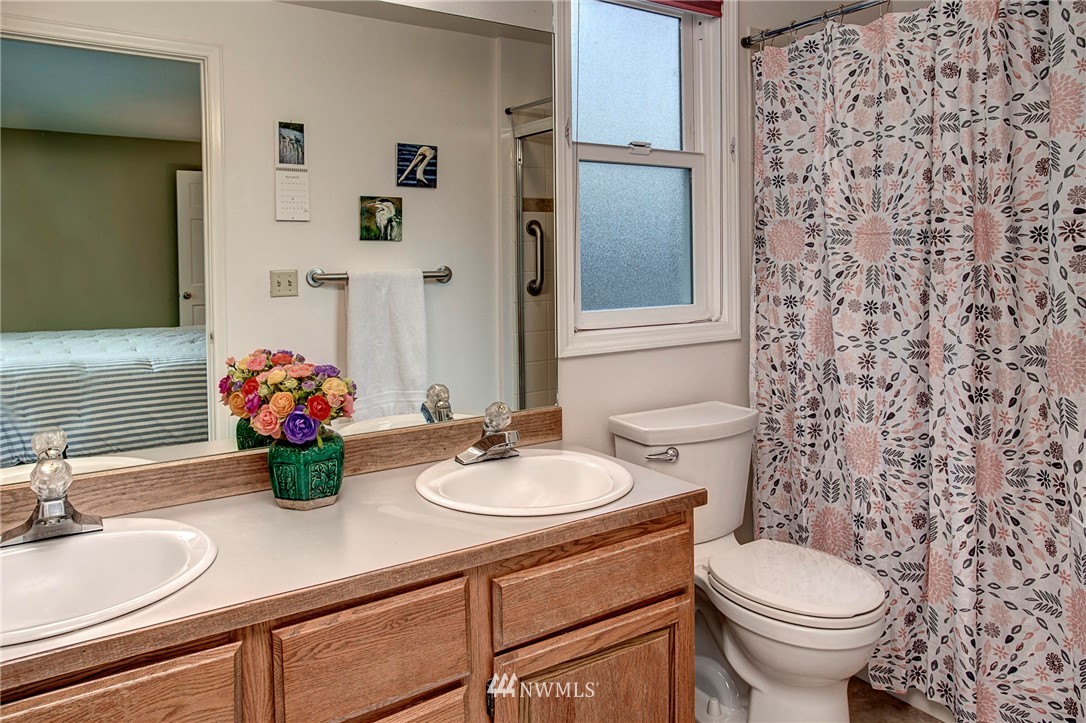 17414 113th Avenue Northeast Bothell, WA 98011 - Photo 22 of 28 Gallery Image 22