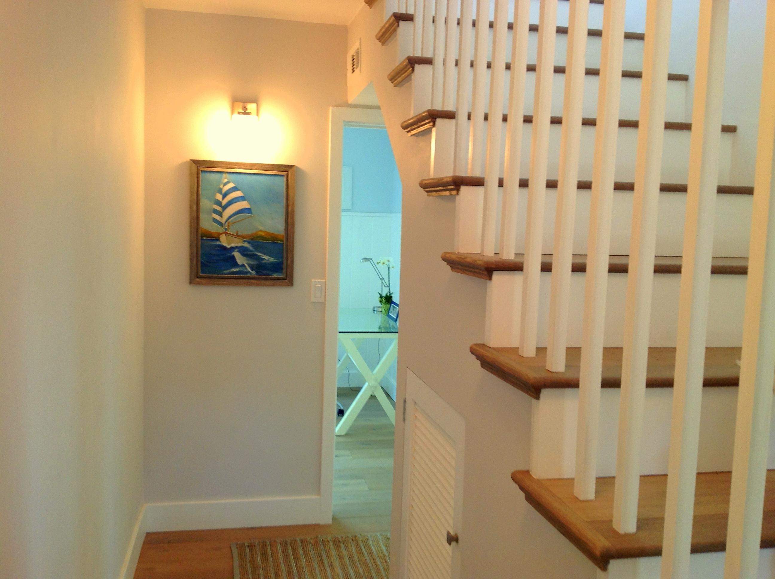 4 Fellowship Circle Santa Barbara, CA 93109 - Photo 19 of 27 a bathroom with a shower