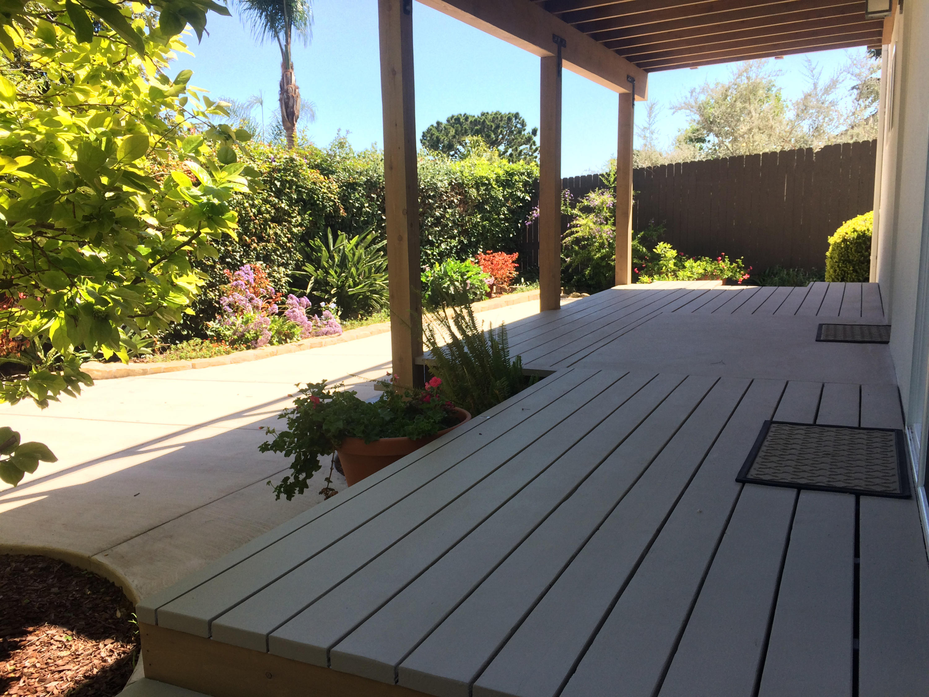 4 Fellowship Circle Santa Barbara, CA 93109 - Photo 22 of 27 a view of swimming pool from a balcony