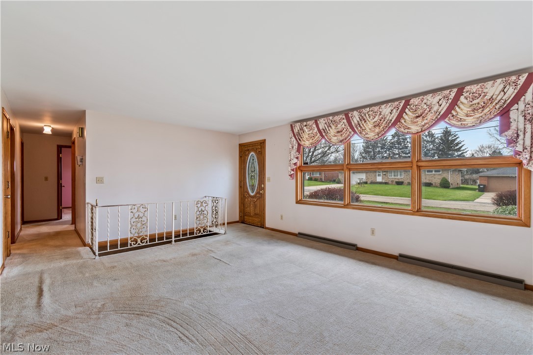 4655 5th Street Northwest Canton, OH 44708 - Photo 3 of 21 Gallery Image 3