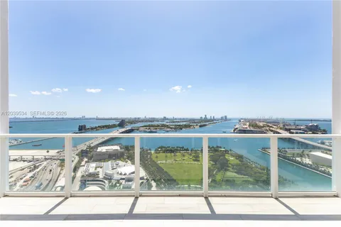 $1,750,000 | 1040 Biscayne Boulevard, Unit 3101, Miami, FL 33132