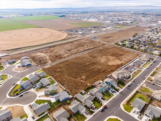 $1,795,000 | 1295 South 7th Avenue, Othello, WA 99344