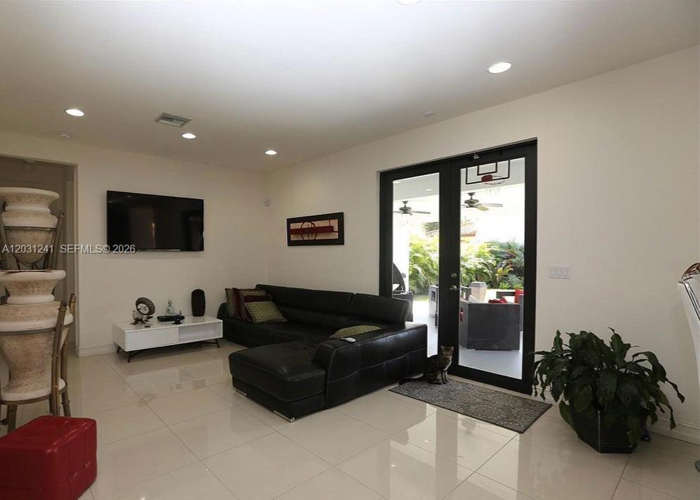 14440 Southwest 31st Street, Unit 14440 Miami, FL 33175 - Photo 21 of 31