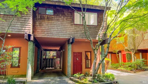 $390,000 | 17239 Verba Lane, Guerneville, CA 95446