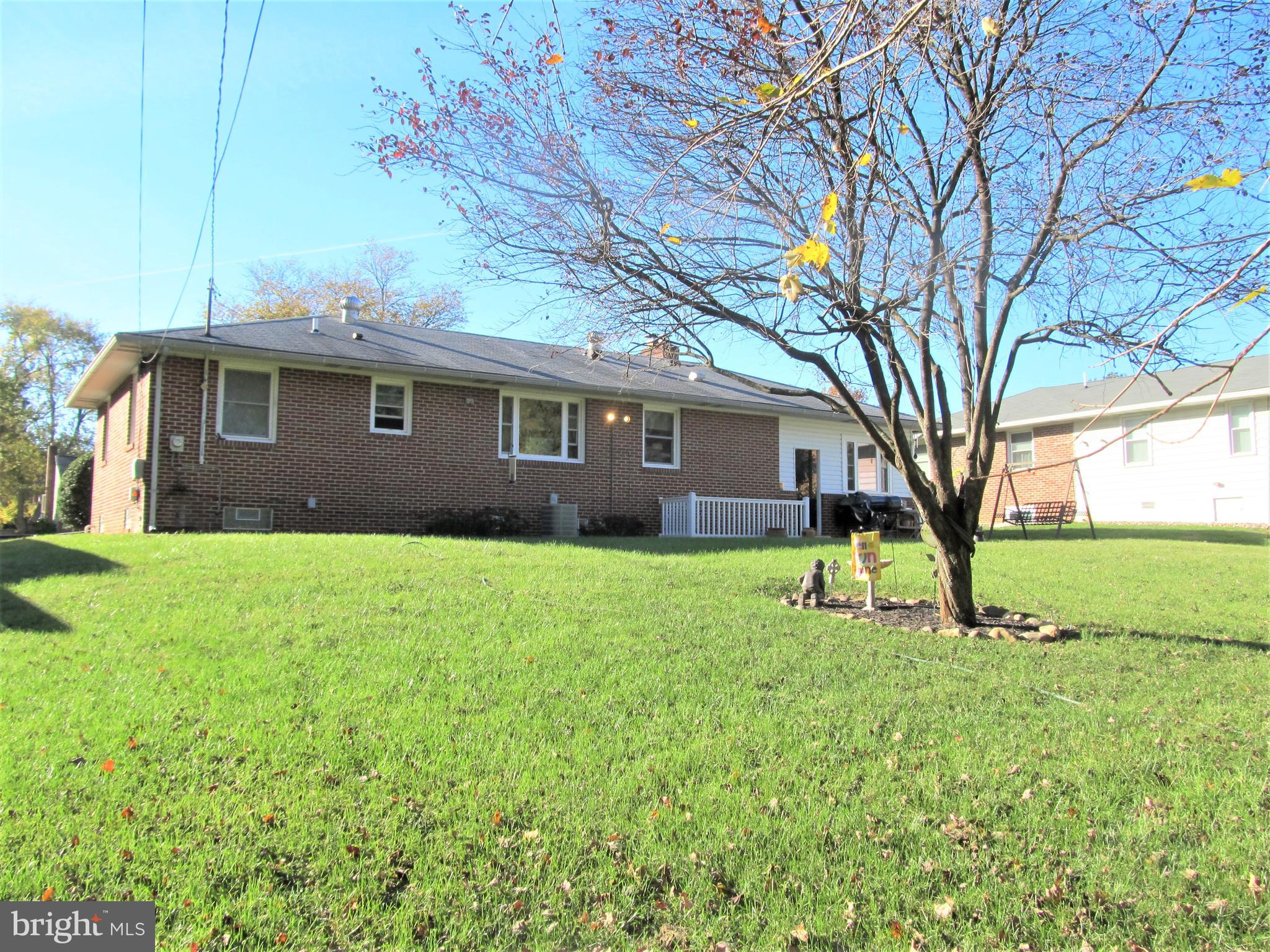 405 Homewood Road Linthicum Heights, MD 21090 - Photo 32 of 44 Lots of space for outdoor fun!