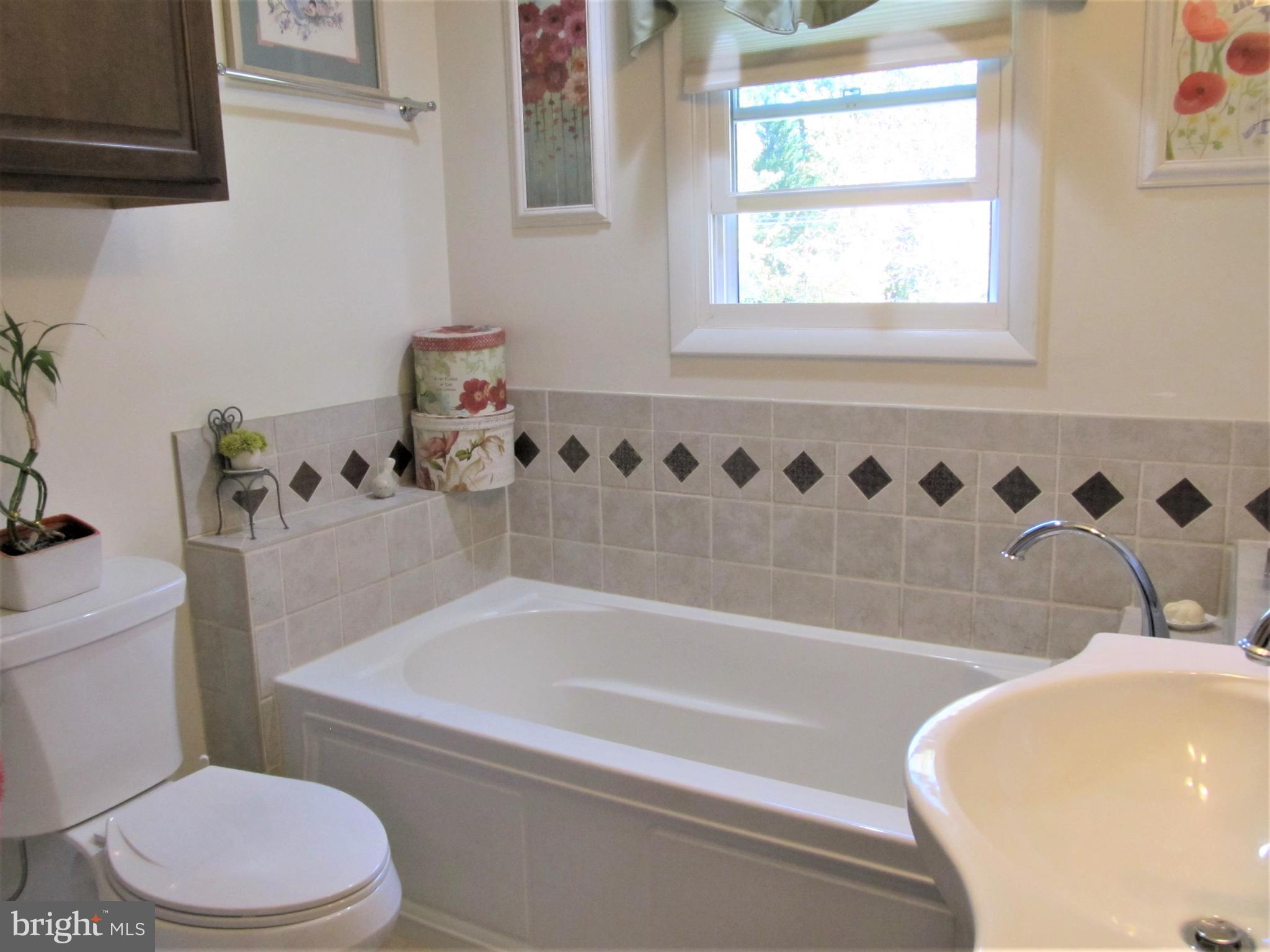 405 Homewood Road Linthicum Heights, MD 21090 - Photo 10 of 44 Gallery Image 10