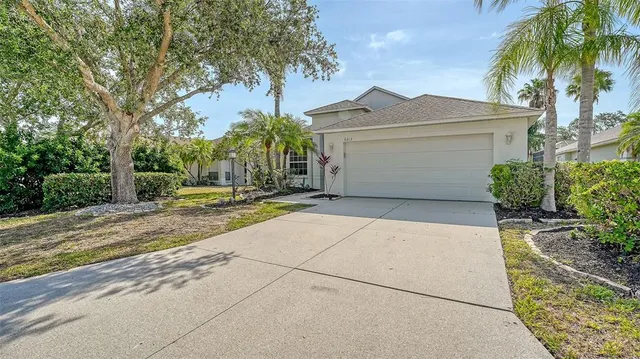 $499,500 | 6213 Willet Court, Lakewood Ranch, FL 34202