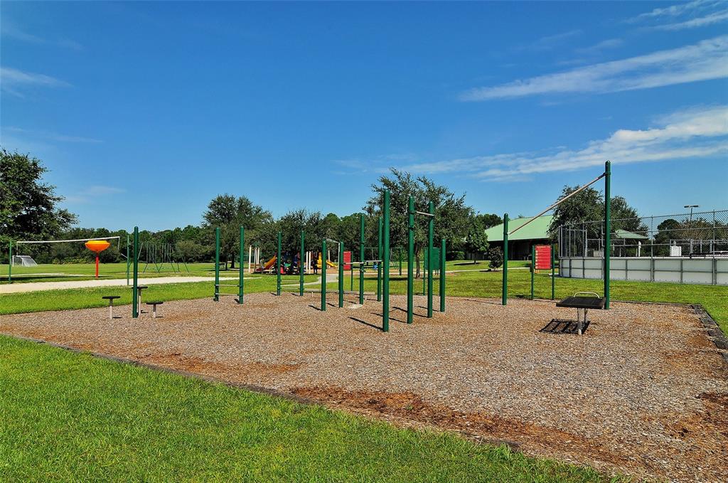 6213 Willet Court Lakewood Ranch, FL 34202 - Photo 65 of 74 a view of a park