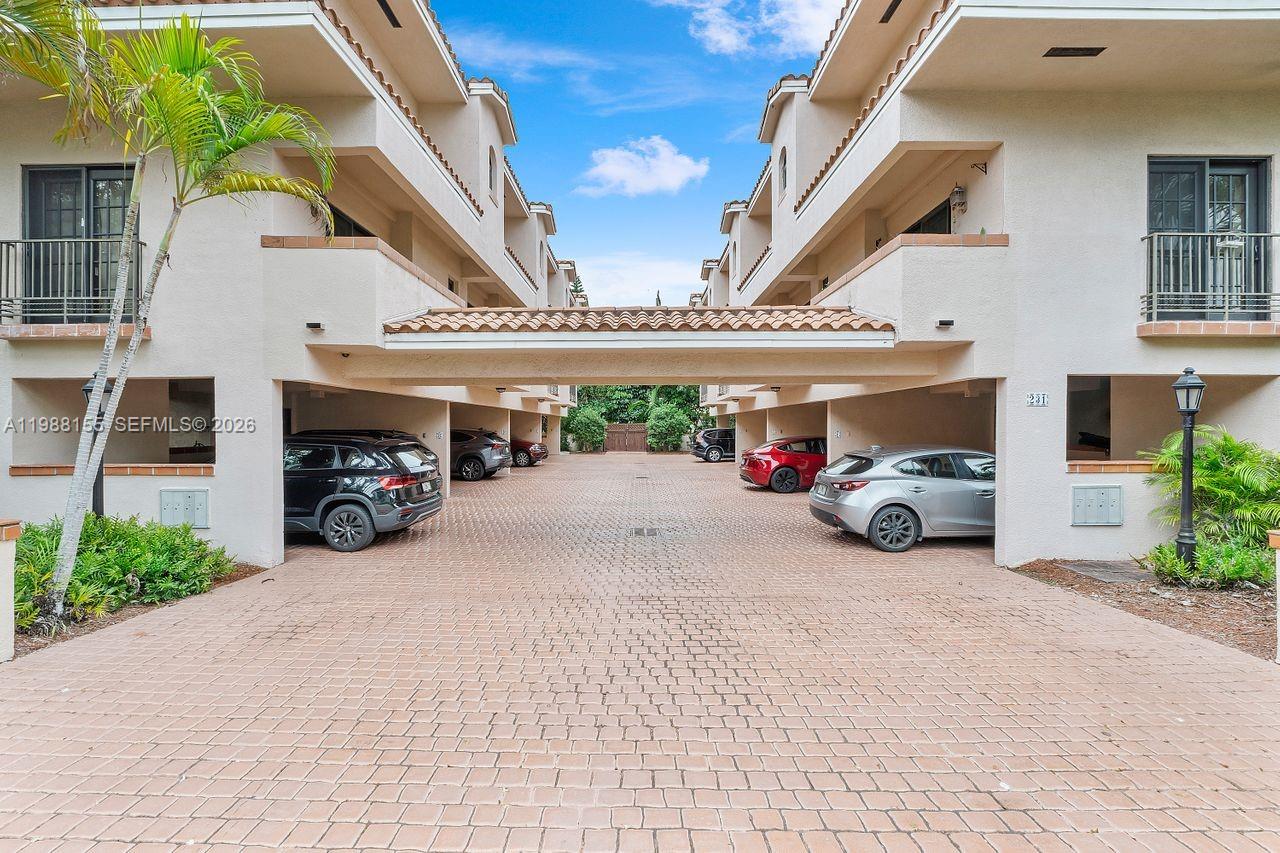 231 Majorca Avenue, Unit F Coral Gables, FL 33134 - Photo 1 of 19
