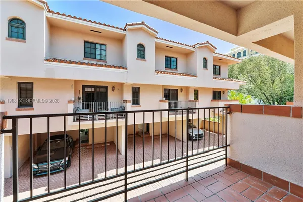 $3,500 | 231 Majorca Avenue, Unit F, Coral Gables, FL 33134