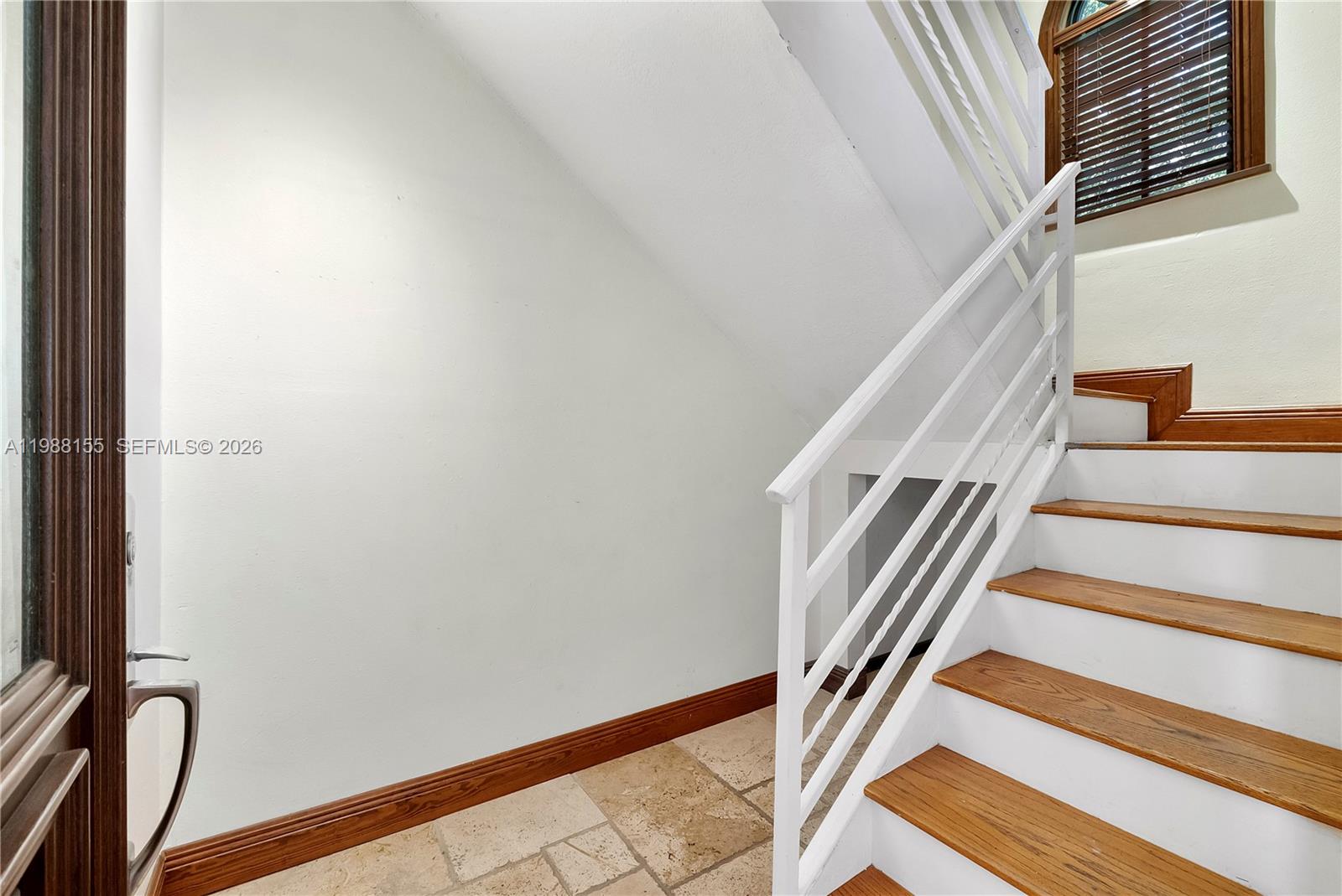 231 Majorca Avenue, Unit F Coral Gables, FL 33134 - Photo 5 of 19