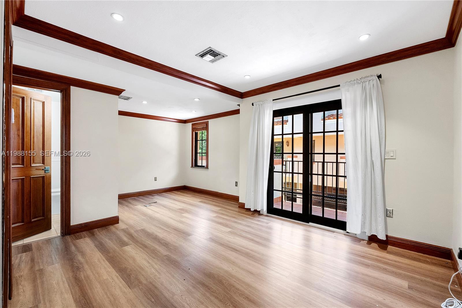 231 Majorca Avenue, Unit F Coral Gables, FL 33134 - Photo 6 of 19