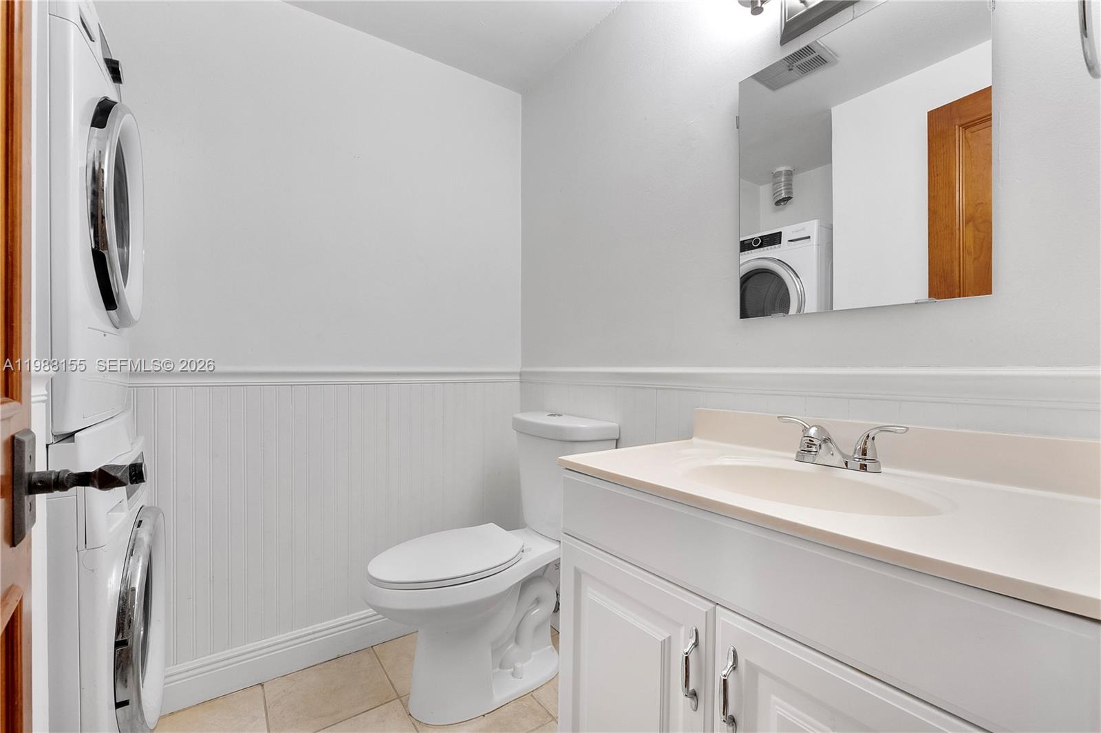 231 Majorca Avenue, Unit F Coral Gables, FL 33134 - Photo 8 of 19