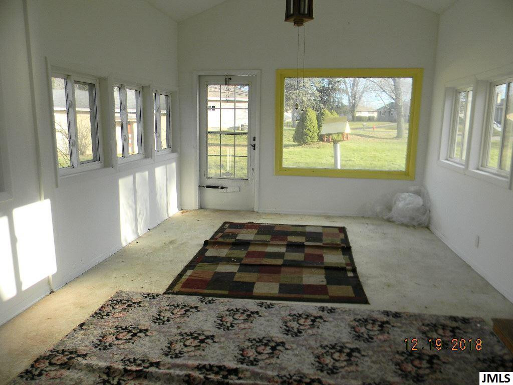 2811 Kibby Road Jackson, MI 49203 - Photo 3 of 17 Photo 3