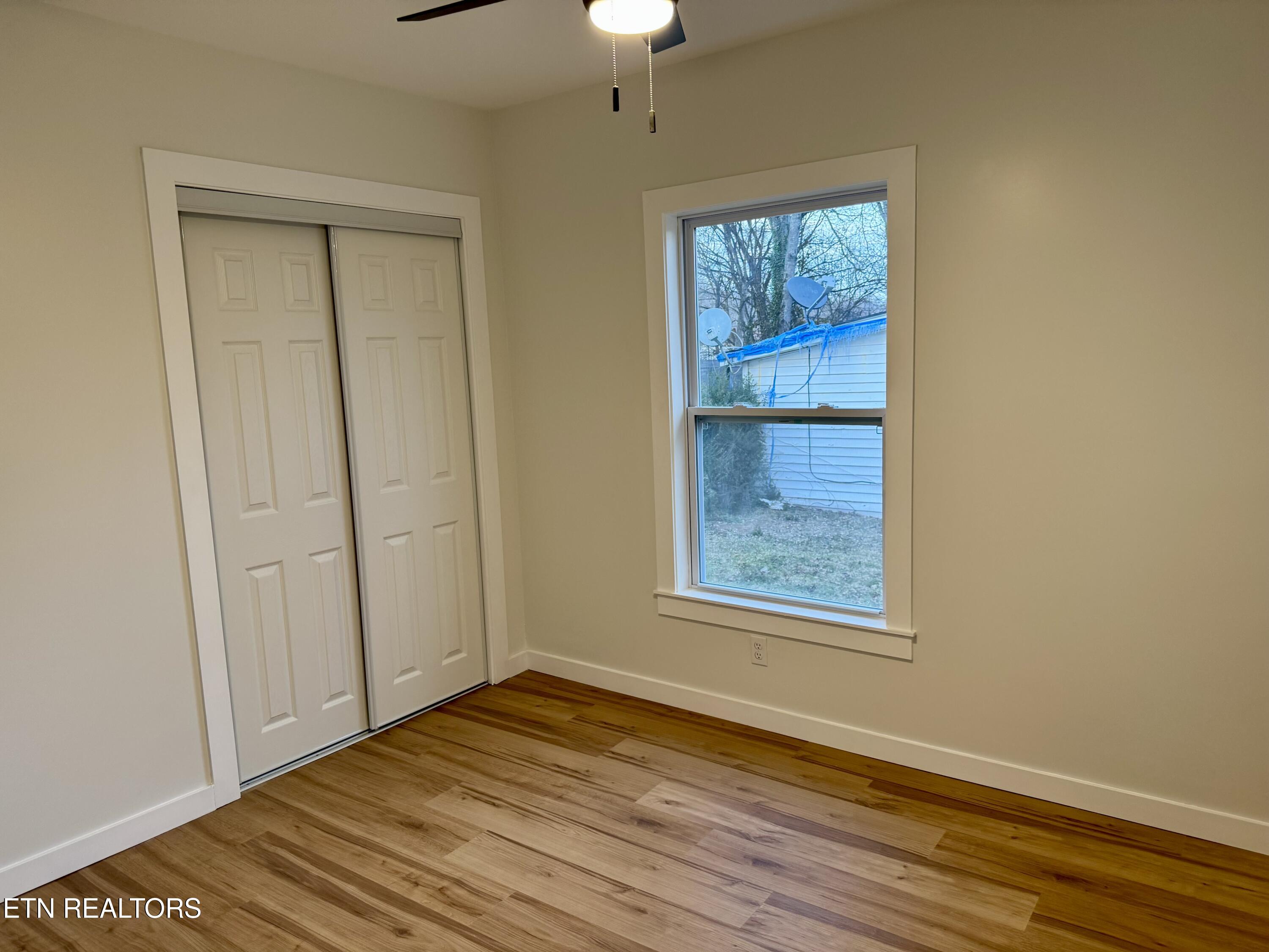 1607 Berry Road Knoxville, TN 37920 - Photo 18 of 32 Master Bedroom