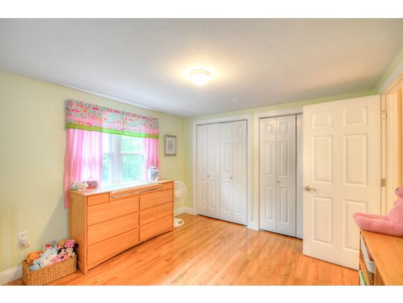 48 Green Road Raymond, NH 03077 - Photo 22 of 23