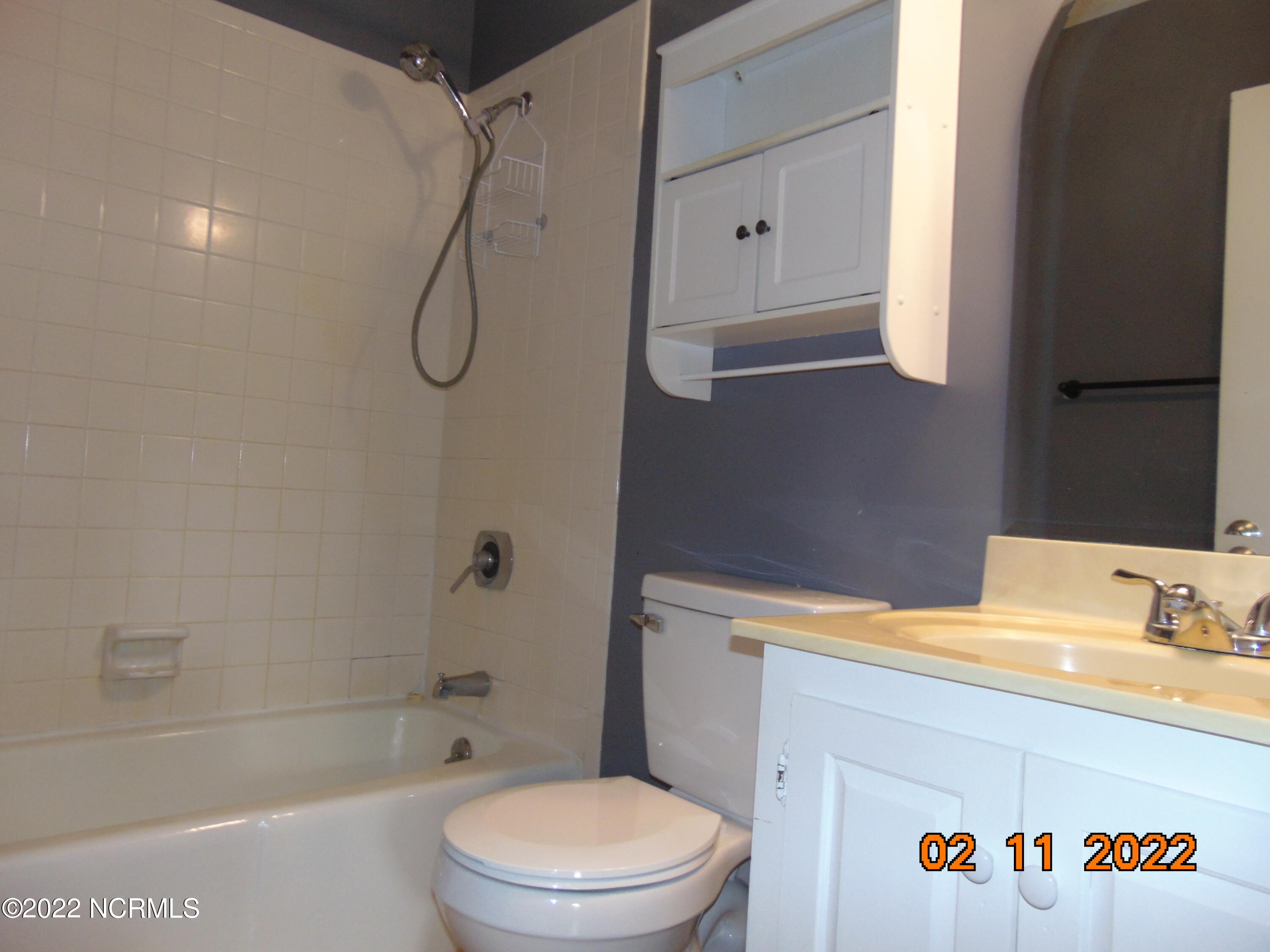 1906 Paulette Road Morehead City, NC 28557 - Photo 11 of 25 This tub/shower was just replaced with the new surround, new drain and overflow as well as new oil rubbed bronze spigot and shower head.