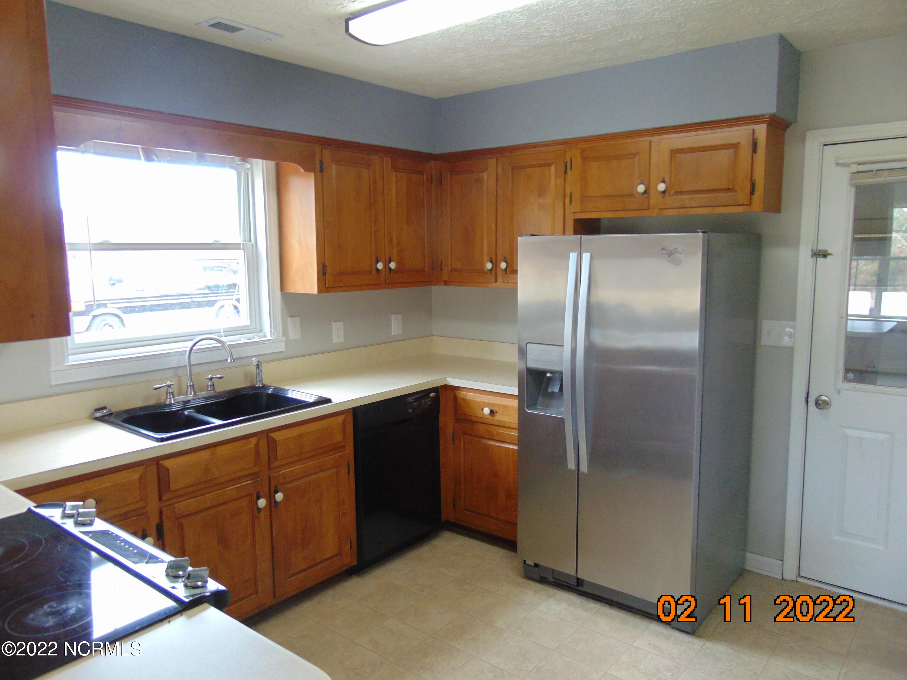 1906 Paulette Road Morehead City, NC 28557 - Photo 5 of 25 DSC00307
