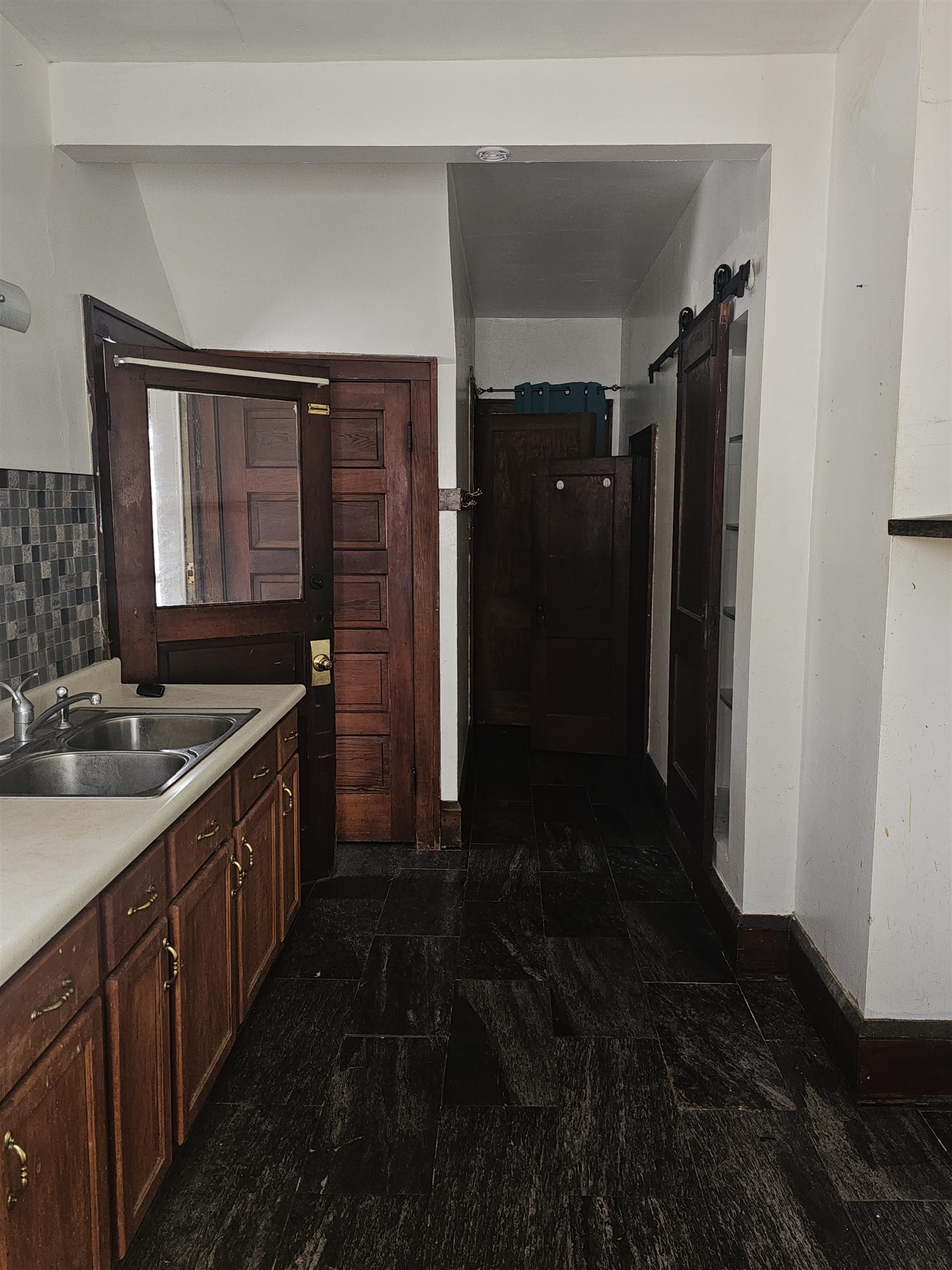 153 West Charles Street Markesan, WI 53946 - Photo 18 of 24