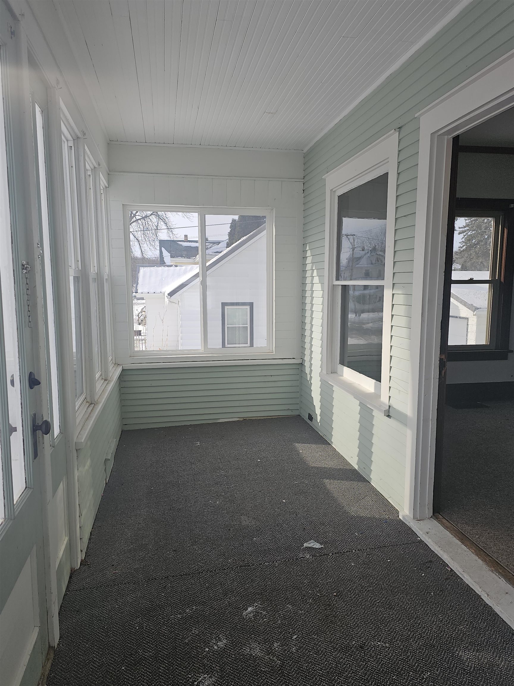 153 West Charles Street Markesan, WI 53946 - Photo 6 of 24