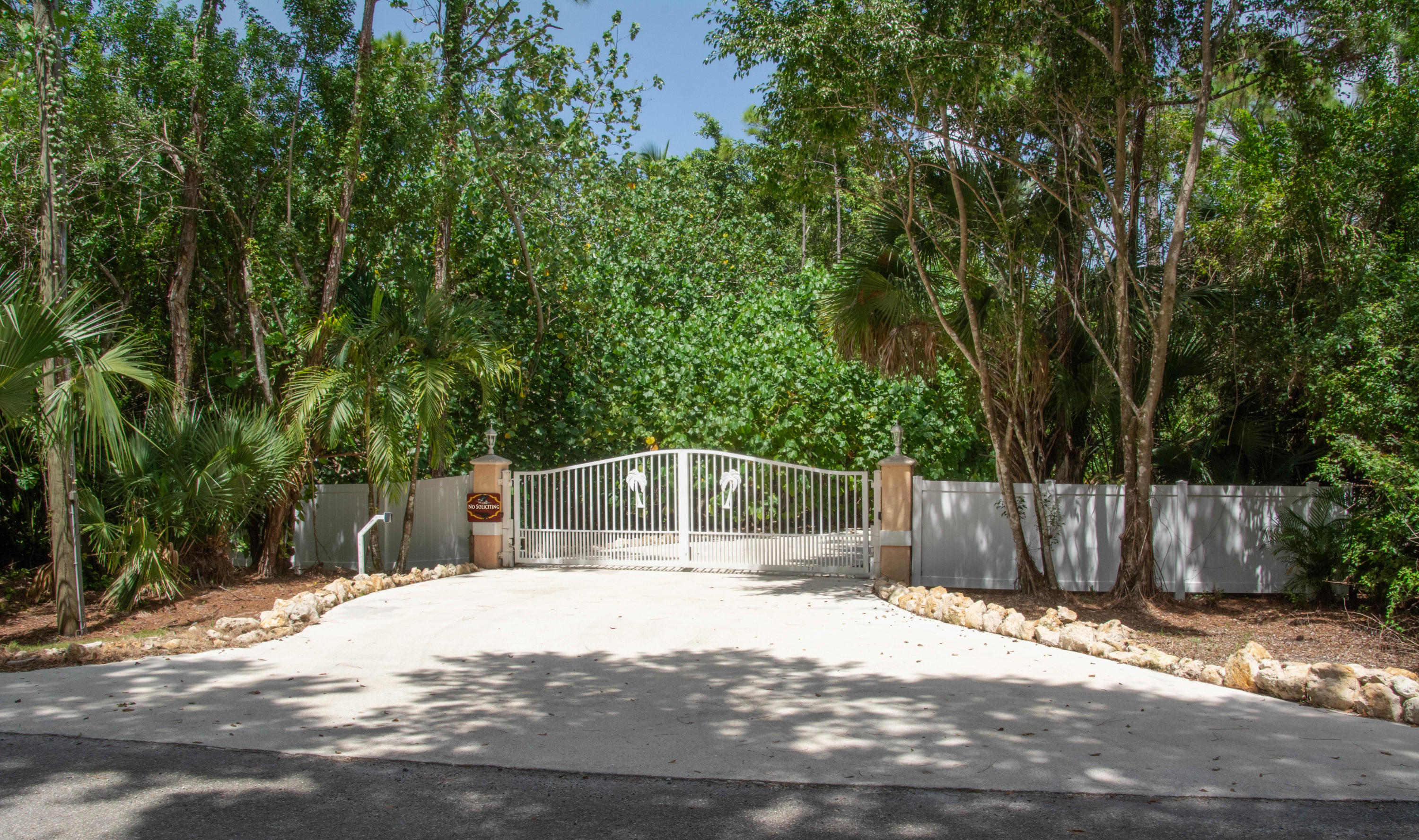 12563 Old Indiantown Road Jupiter, FL 33478 - Photo 2 of 54 DSC_7770