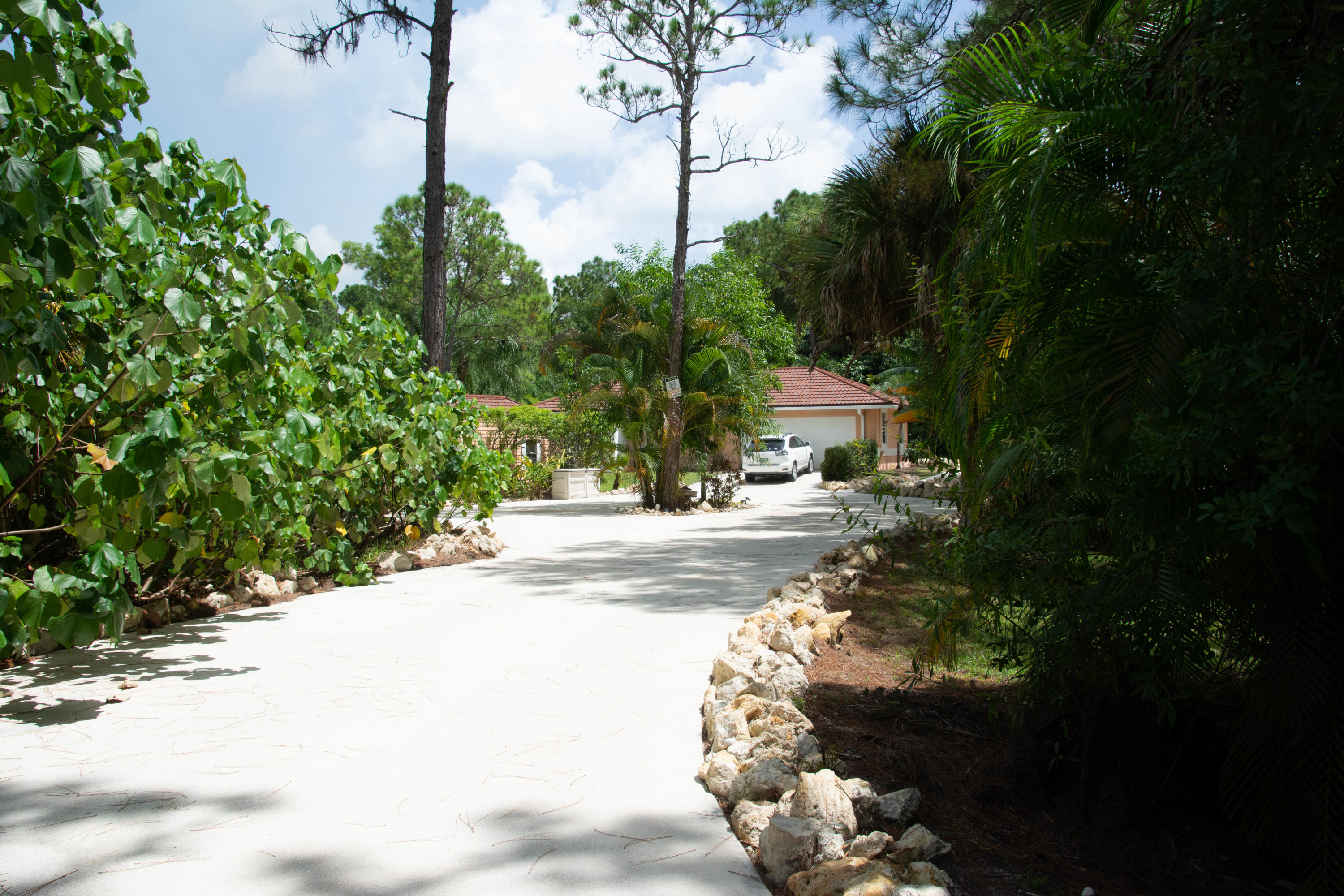 12563 Old Indiantown Road Jupiter, FL 33478 - Photo 5 of 54 DSC_7698