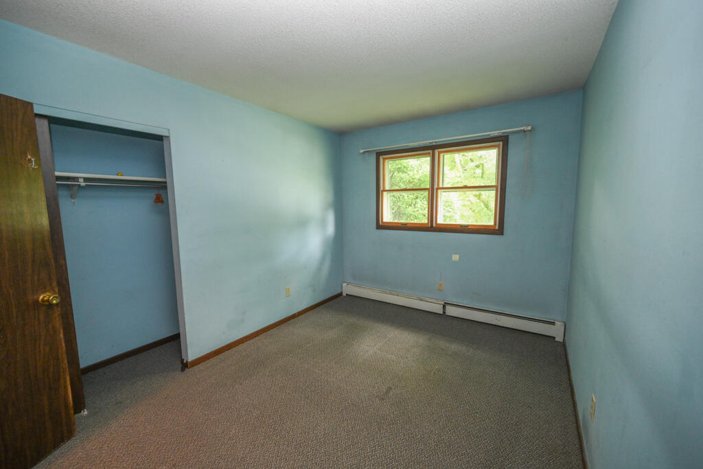 87 Sunset Strip Brewer, ME 04412 - Photo 9 of 17 Bedroom 1
