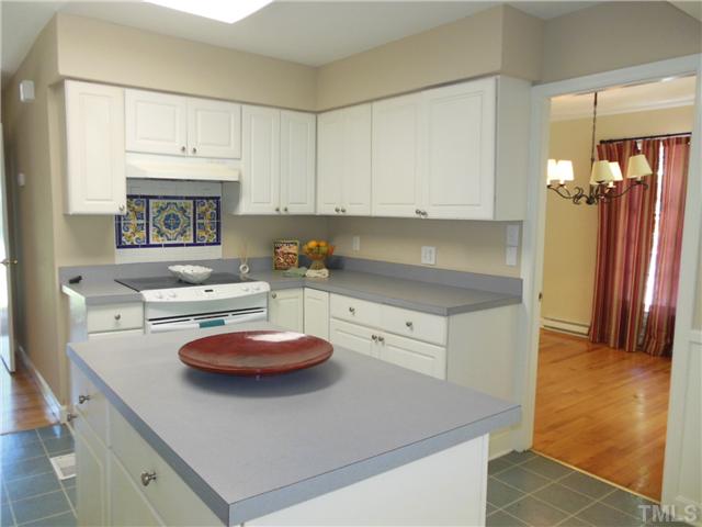601 Tinkerbell Road Chapel Hill, NC 27517 - Photo 6 of 22 Gallery Image 6