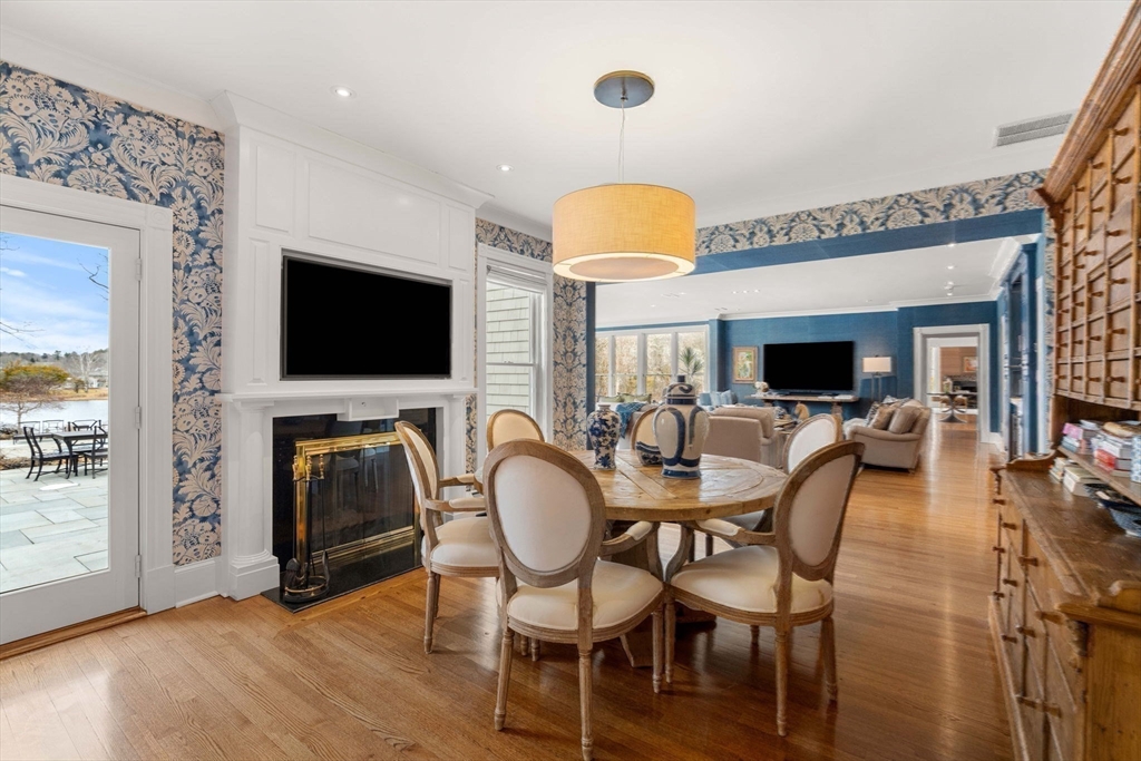 5 Proctor Street Manchester, MA 01944 - Photo 11 of 33