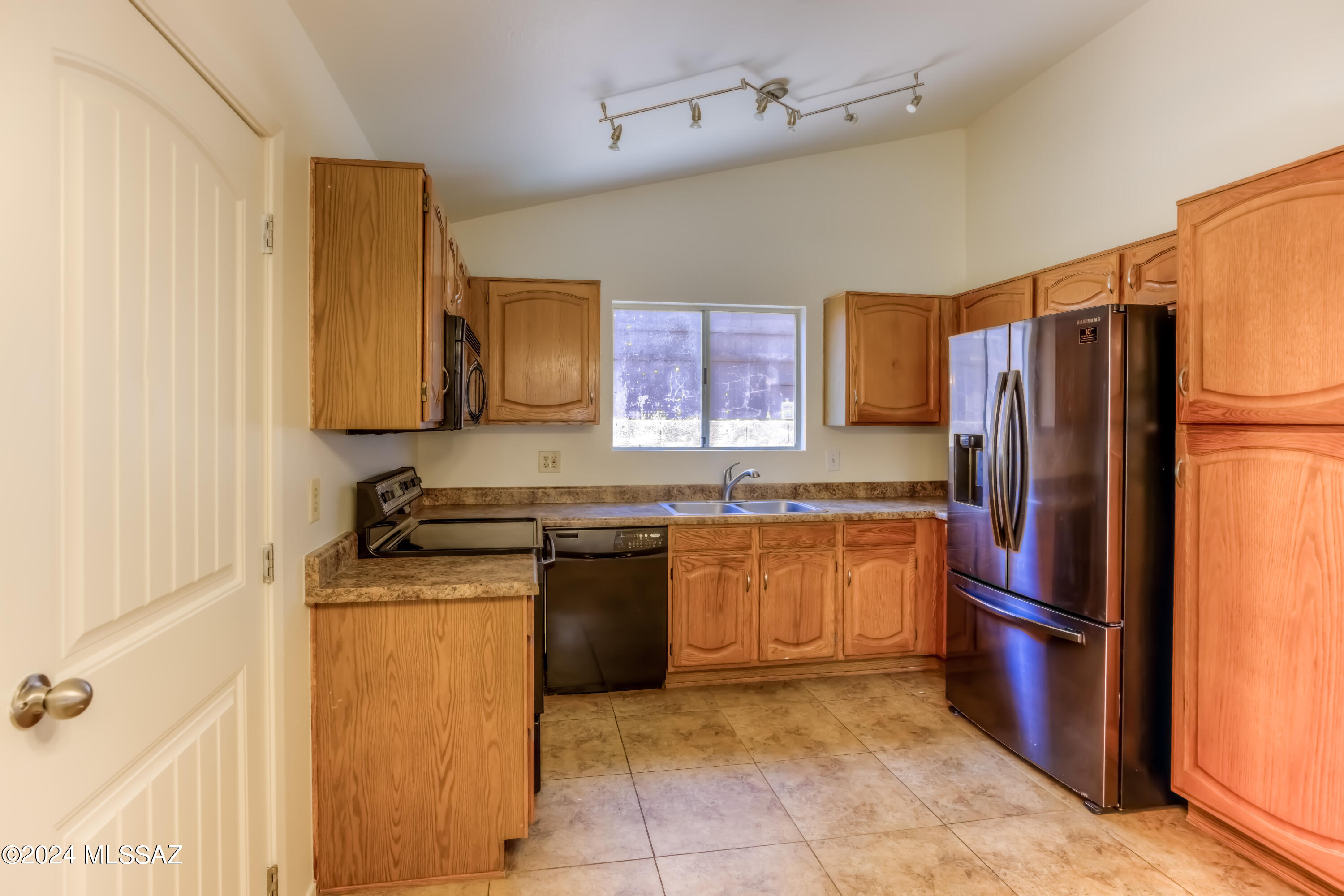 4360 West Bunk House Road Tucson, AZ 85741 - Photo 8 of 33 Gallery Image 8