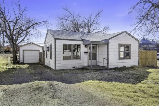 $895 | 4209 South Polk Street, Amarillo, TX 79110
