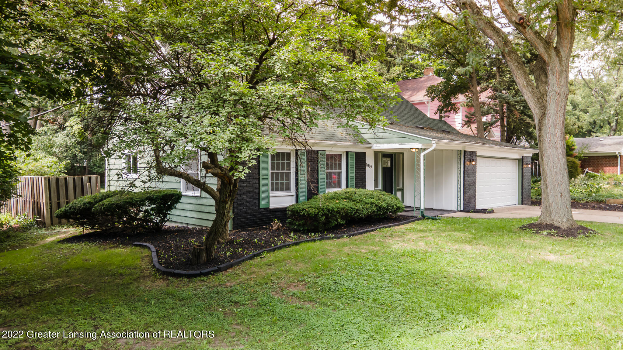 1019 Abbot Road East Lansing, MI 48823 - Photo 2 of 24 1019Abbot02