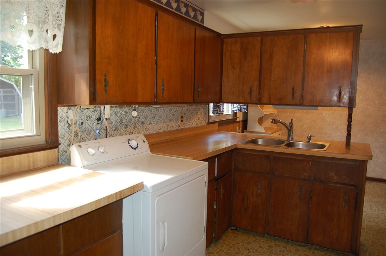 50111 Cedargrove Road Utica, MI 48317 - Photo 11 of 30 Kitchen
