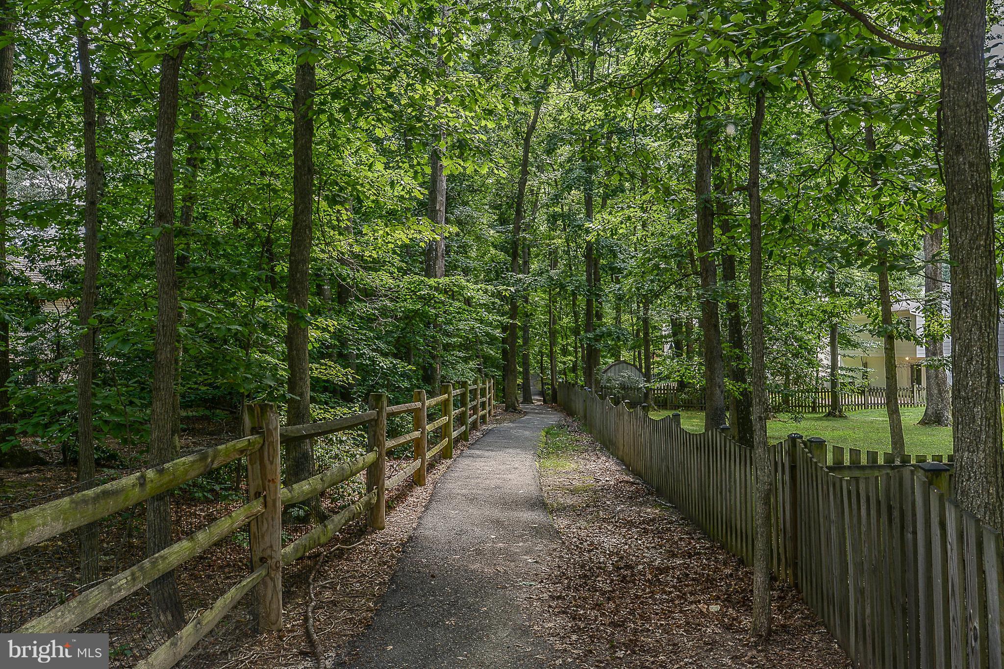 10113 Marshall Pond Road Burke, VA 22015 - Photo 21 of 28 Exterior (General)