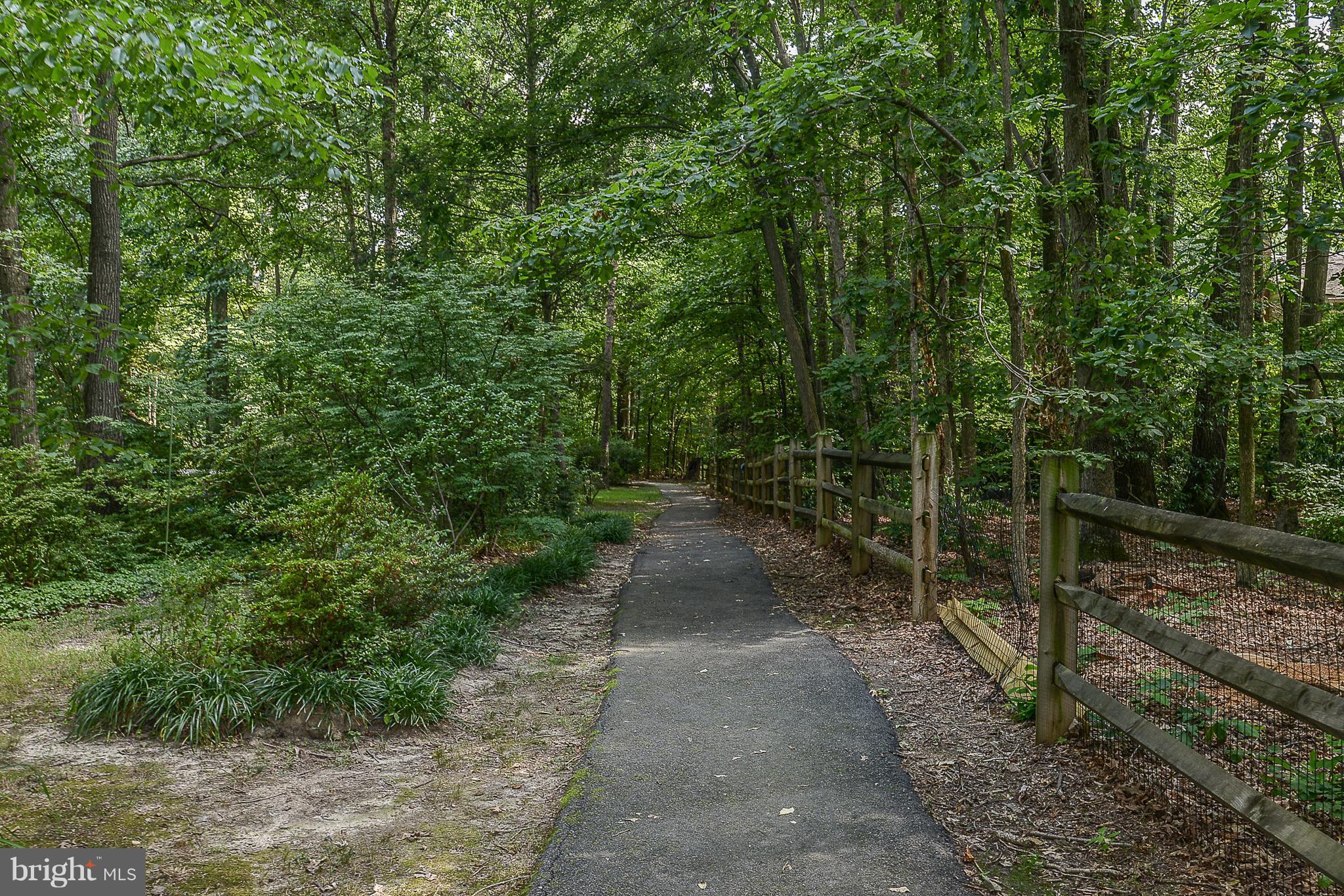 10113 Marshall Pond Road Burke, VA 22015 - Photo 22 of 28 Exterior (General)