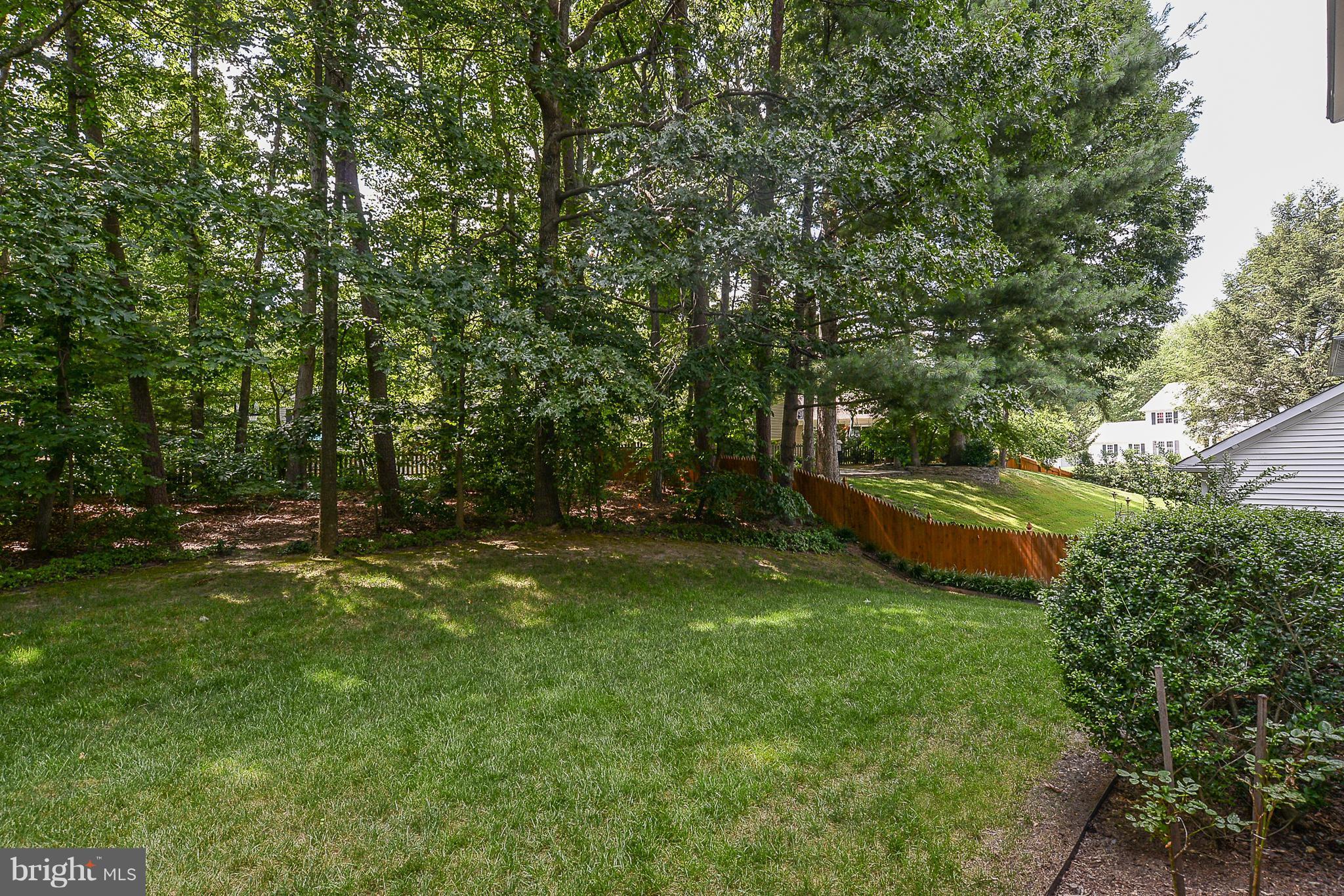 10113 Marshall Pond Road Burke, VA 22015 - Photo 23 of 28 Exterior (General)