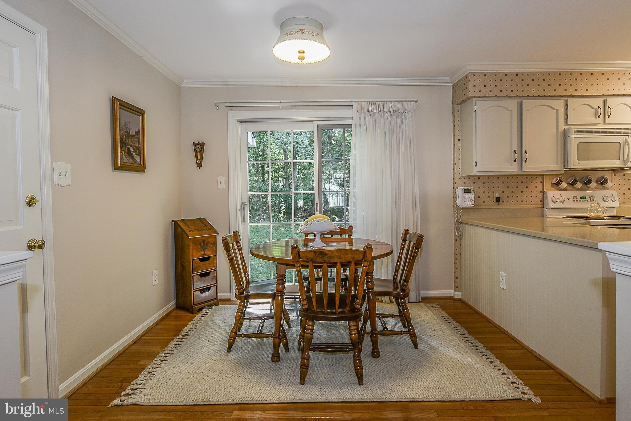 10113 Marshall Pond Road Burke, VA 22015 - Photo 4 of 28 Kitchen