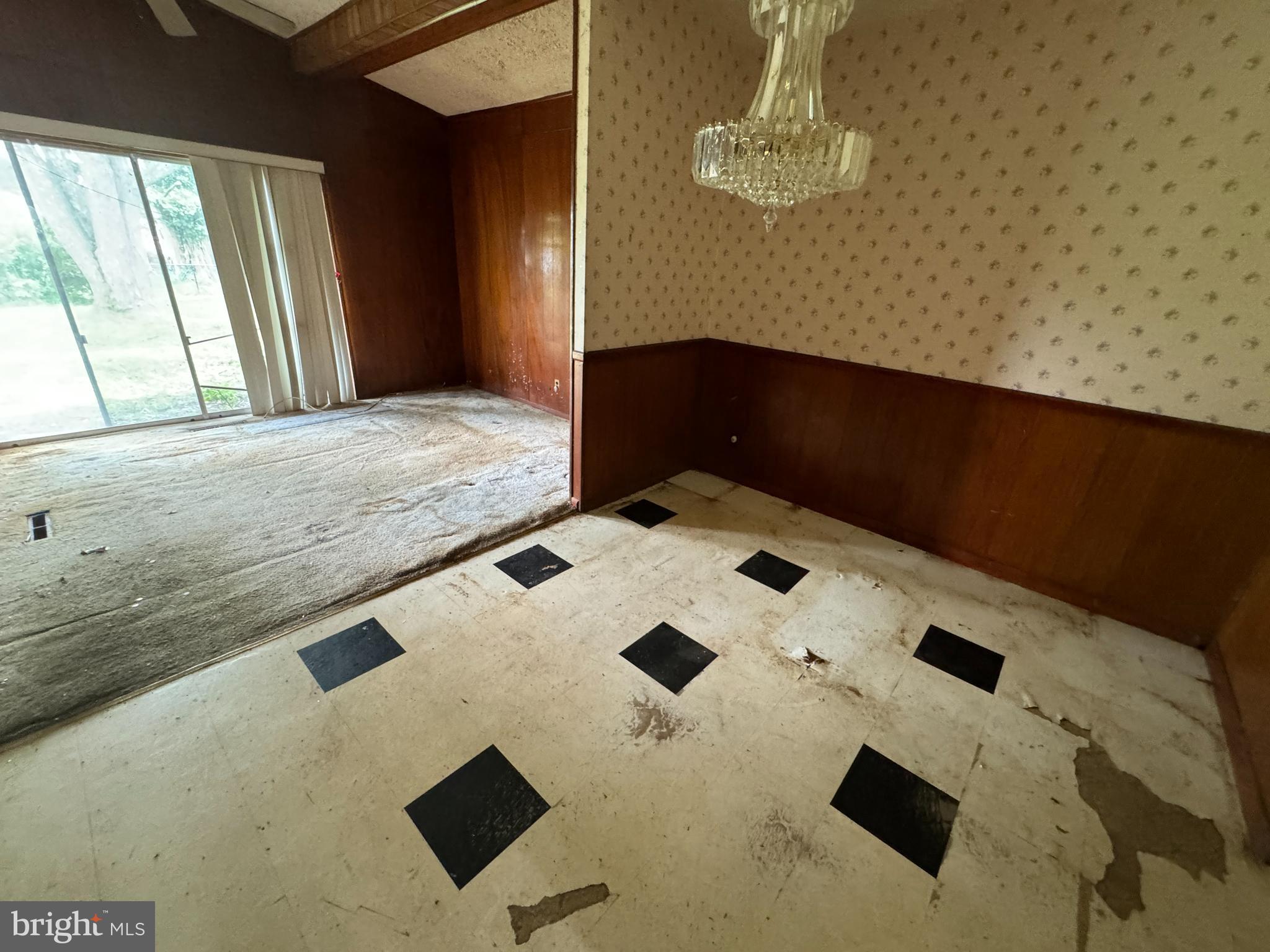3819 Fernside Road Randallstown, MD 21133 - Photo 6 of 14 Dining Area